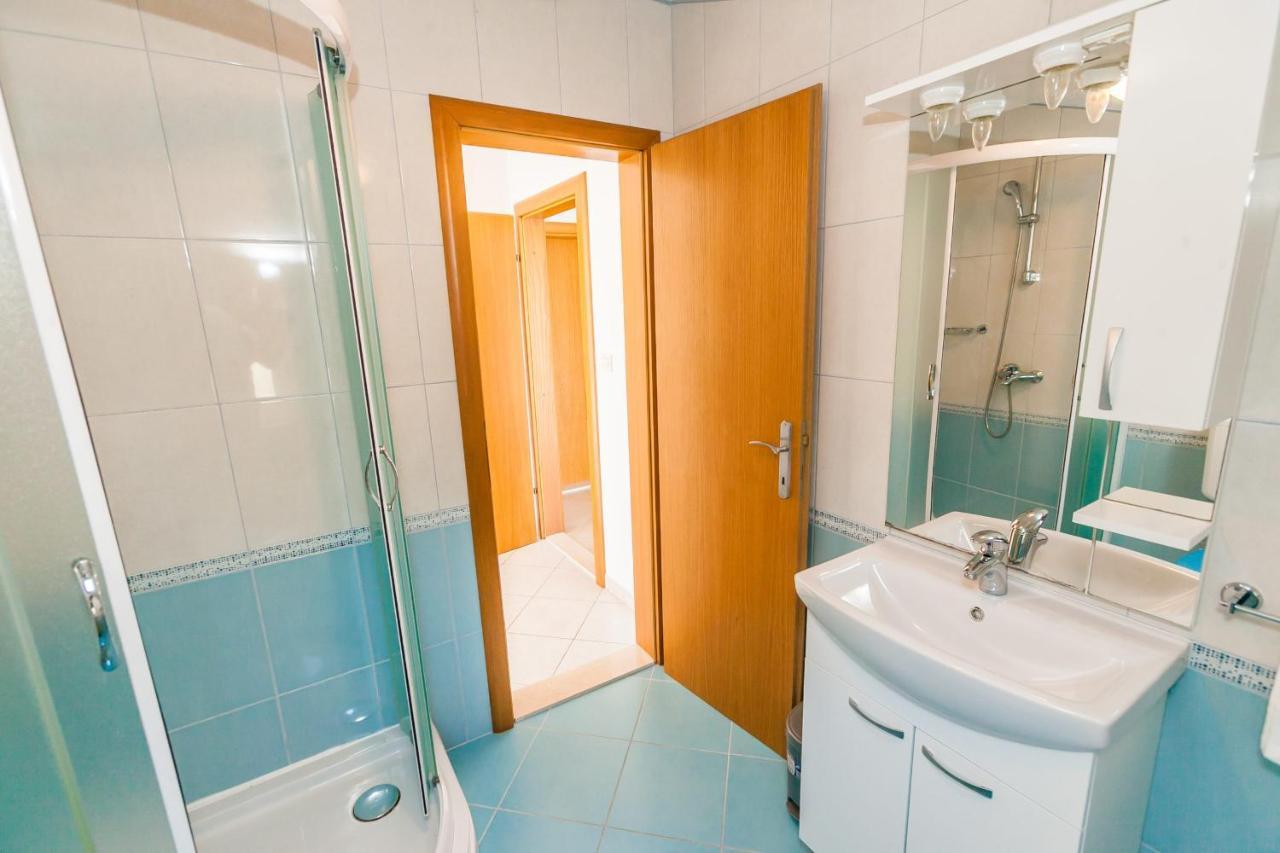 Sea View Apartment Sumartin Luaran gambar