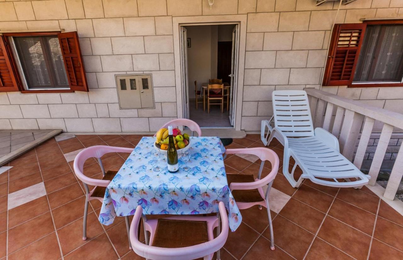 Sea View Apartment Sumartin Luaran gambar
