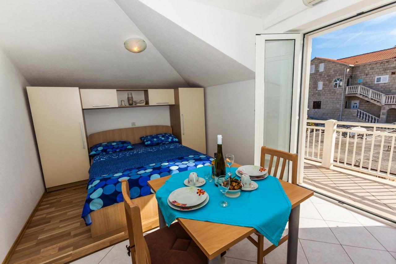 Sea View Apartment Sumartin Luaran gambar